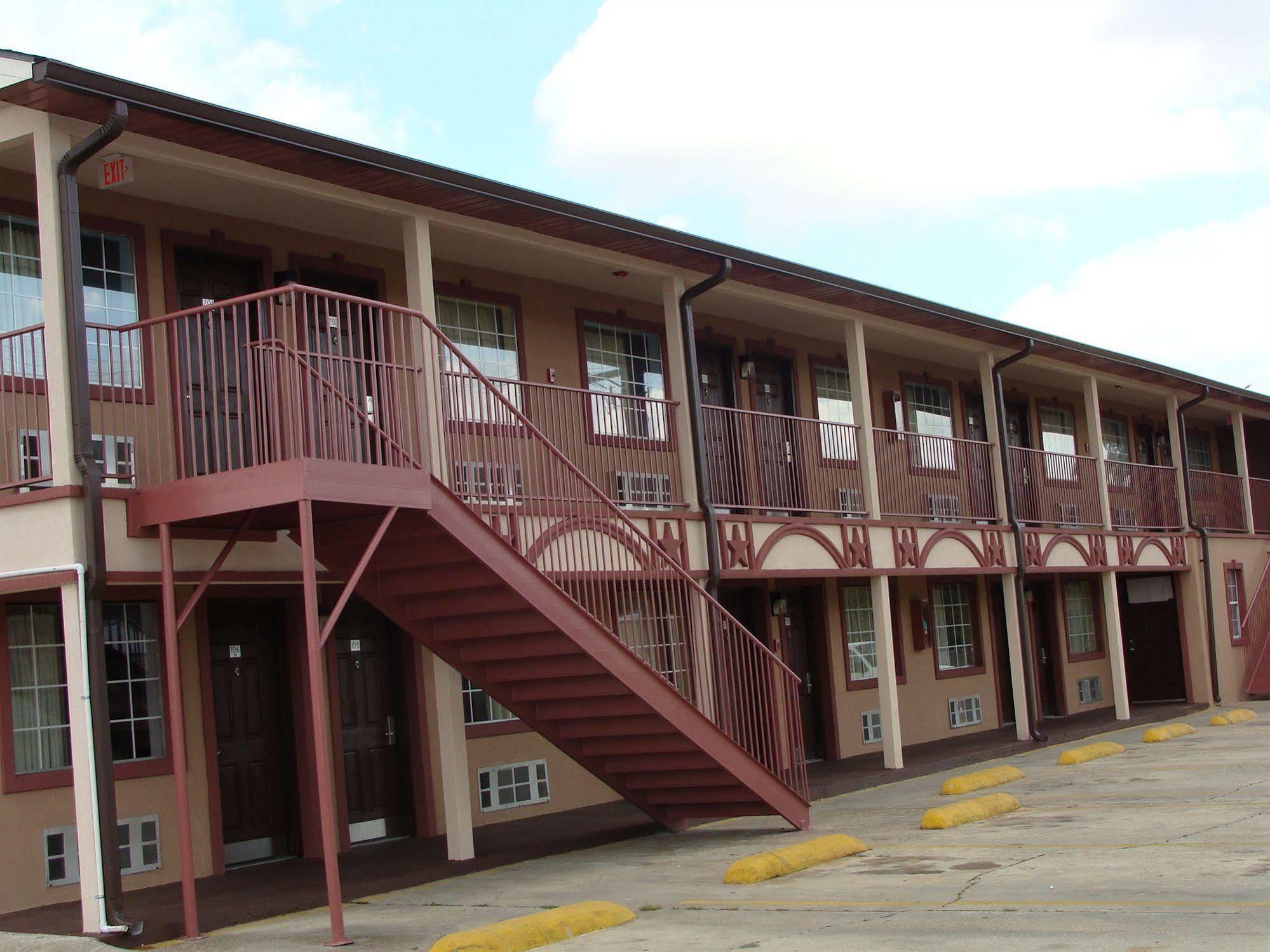 Colonial Inn Hammond Εξωτερικό φωτογραφία